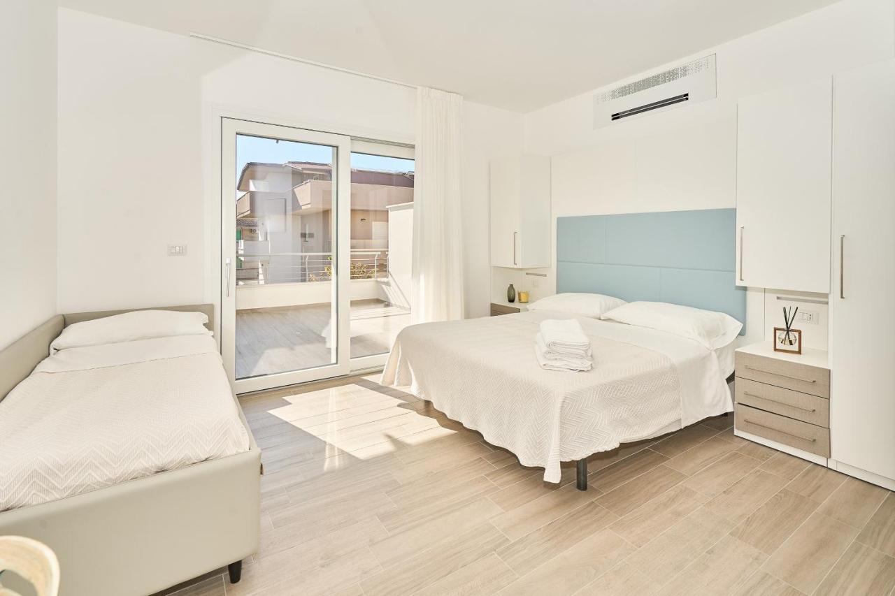 Hotel Doge Alba Adriatica Buitenkant foto