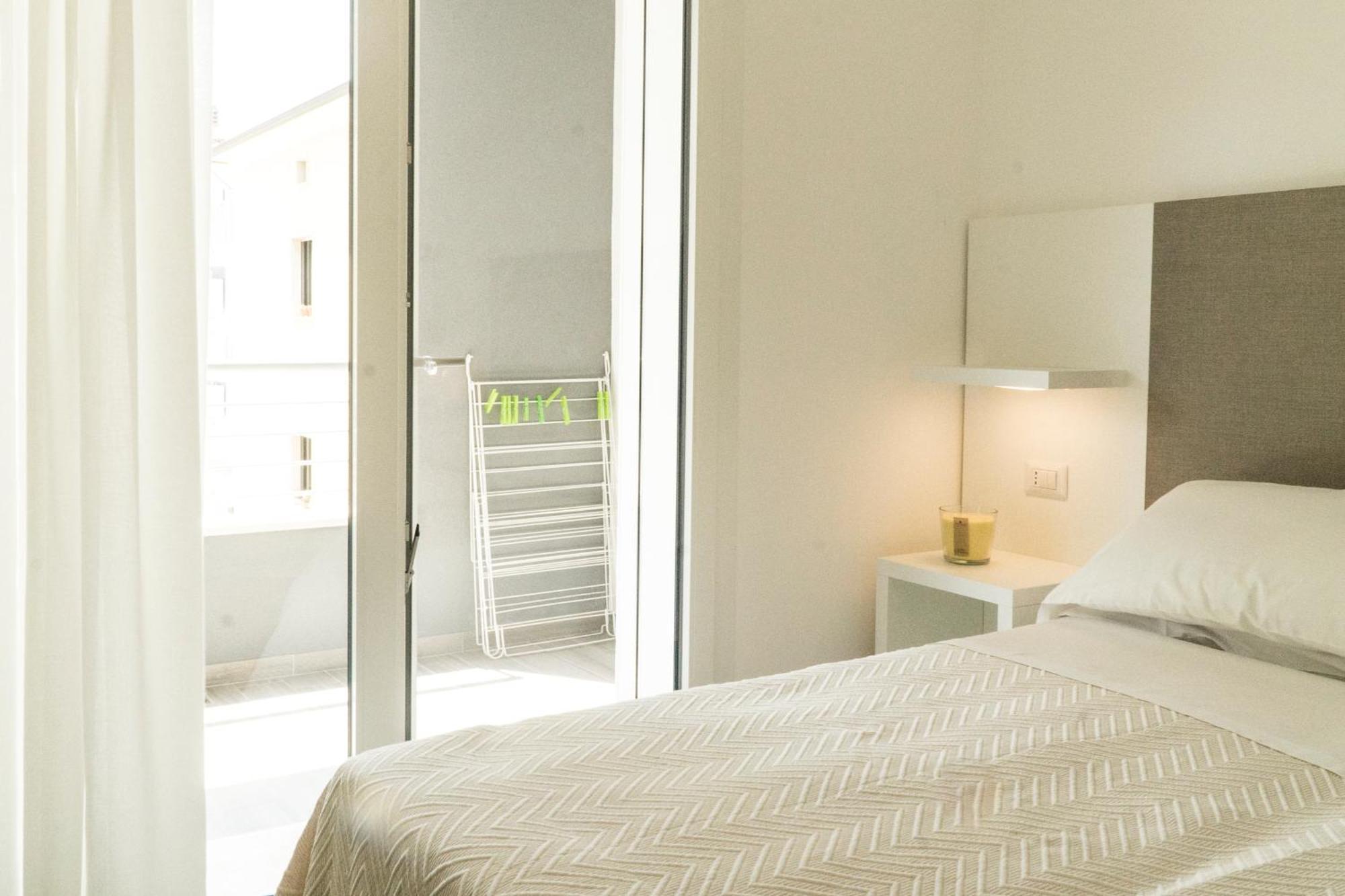 Hotel Doge Alba Adriatica Buitenkant foto
