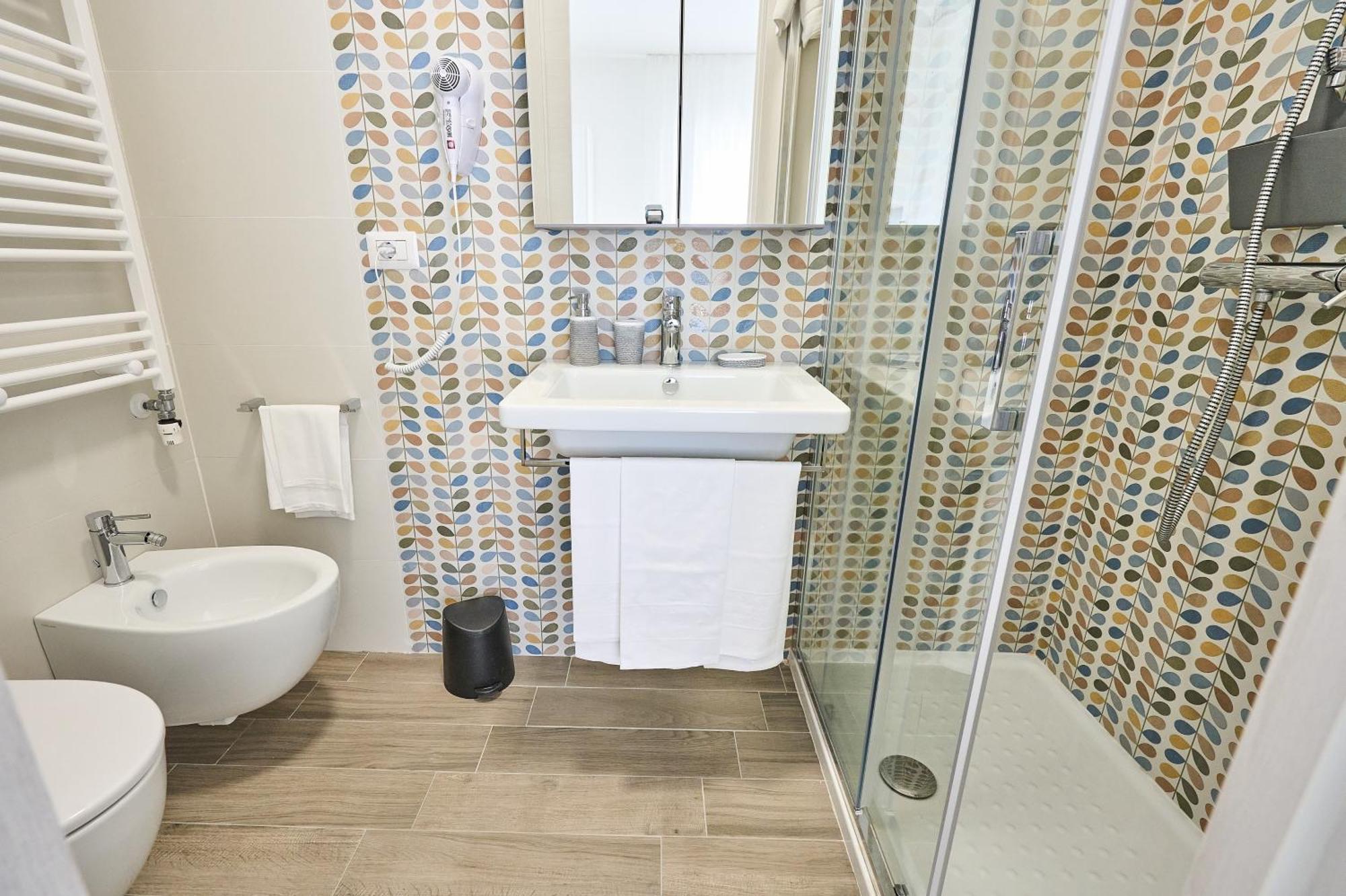 Hotel Doge Alba Adriatica Buitenkant foto